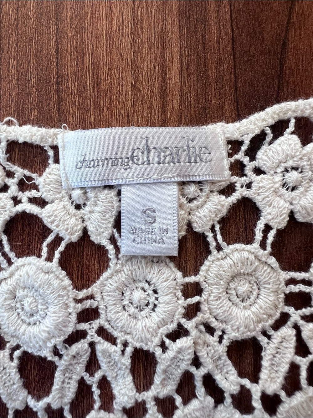 Dreams Charlie Ivory Floral Crochet Lace Fringe Tank Top Small - Picture 2 of 10